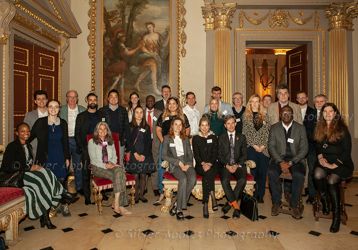 Business team photography. Group photographs 3